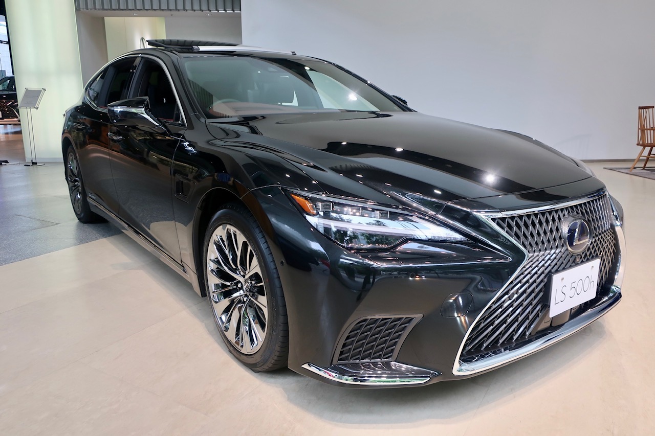 ls 