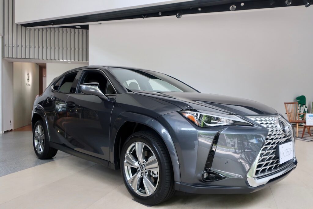 Lexus UXサンシェード グレー レクサスux アクセサリー（自動車用 サンシェイド、バイザー