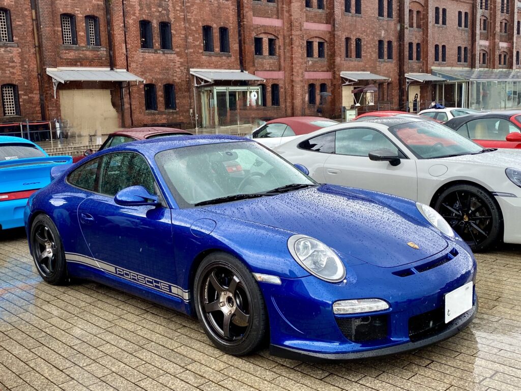 997