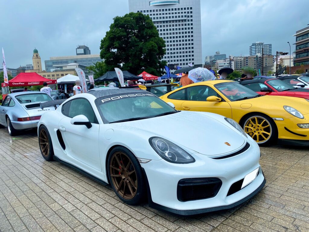 ケイマン GT4