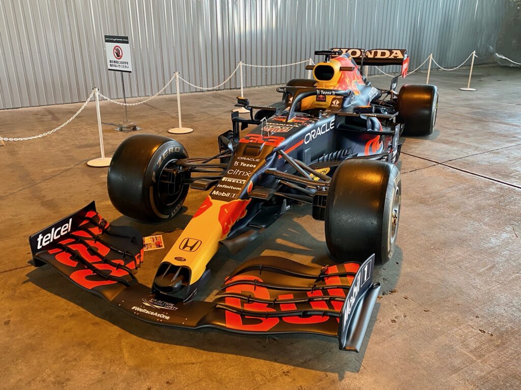 RB16B