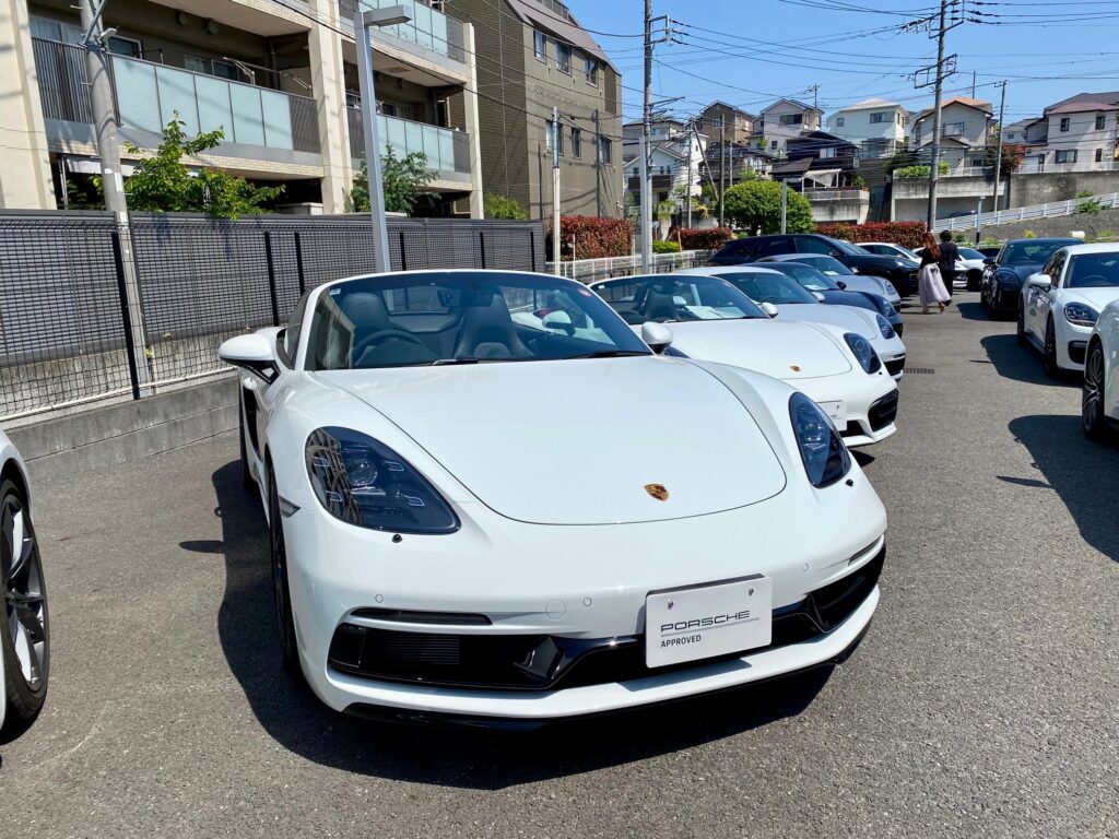 ポルシェセンター