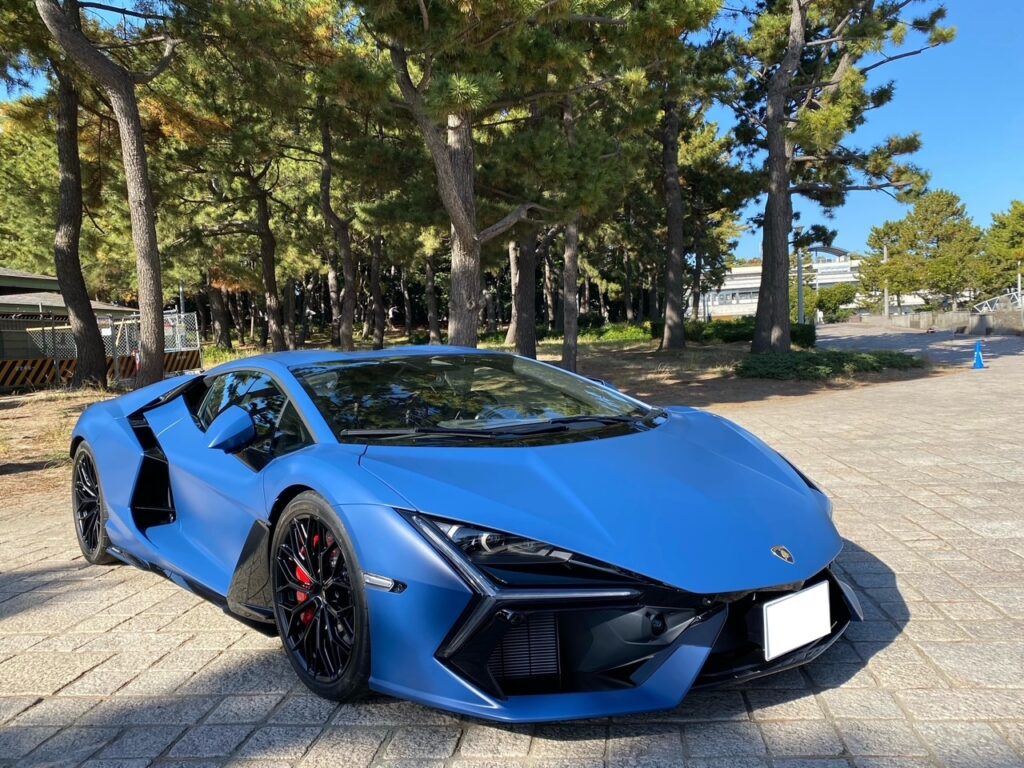 スポーツカーアクアリウム