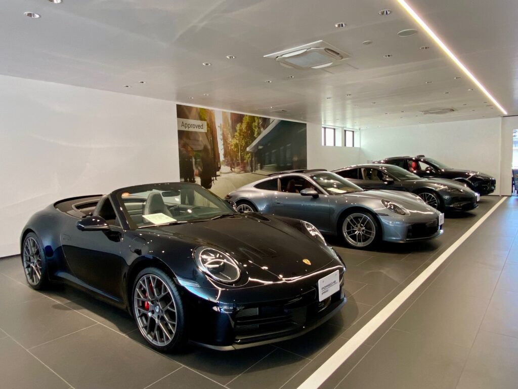 ポルシェ センター